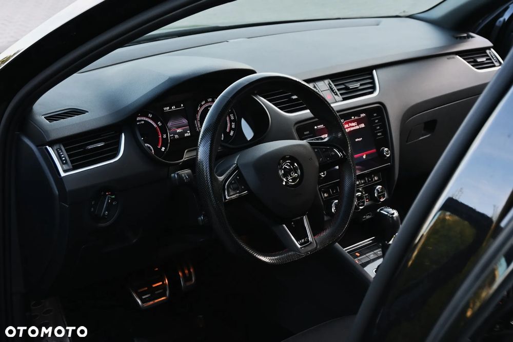 Skoda Octavia 2.0 TSI RS DSG - 37