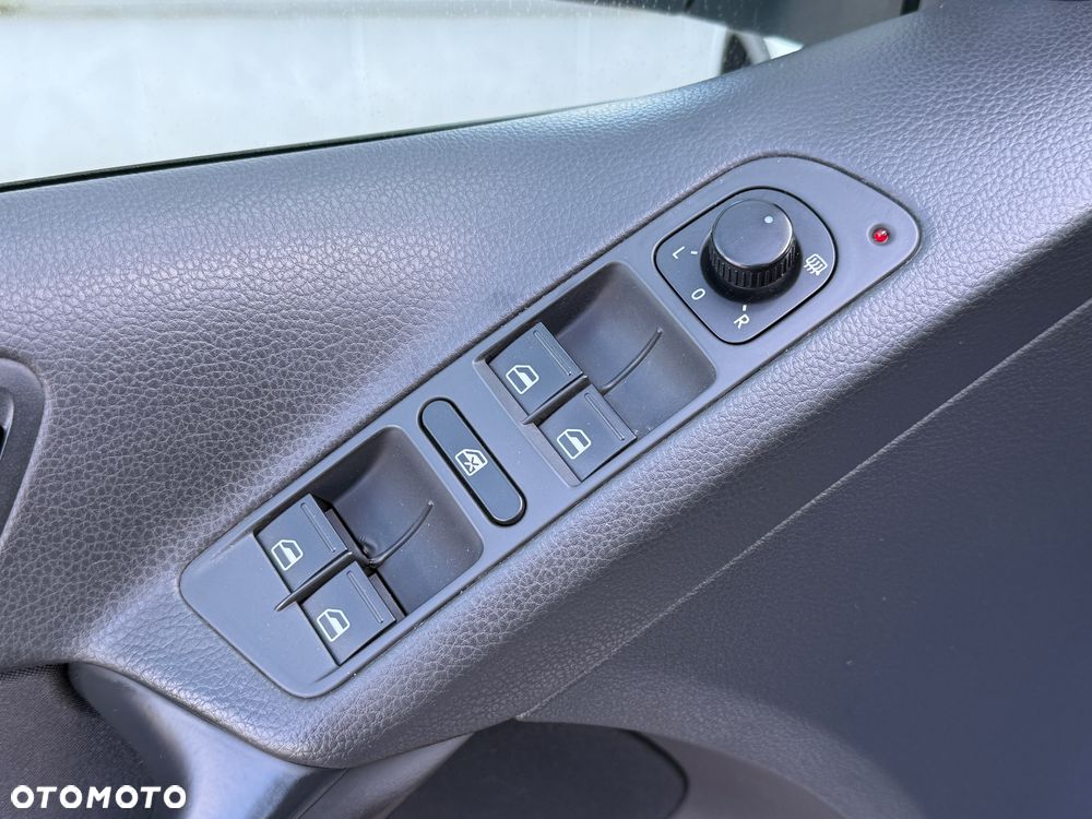 Volkswagen Tiguan 2.0 TSI 4Motion Trend & Fun - 9