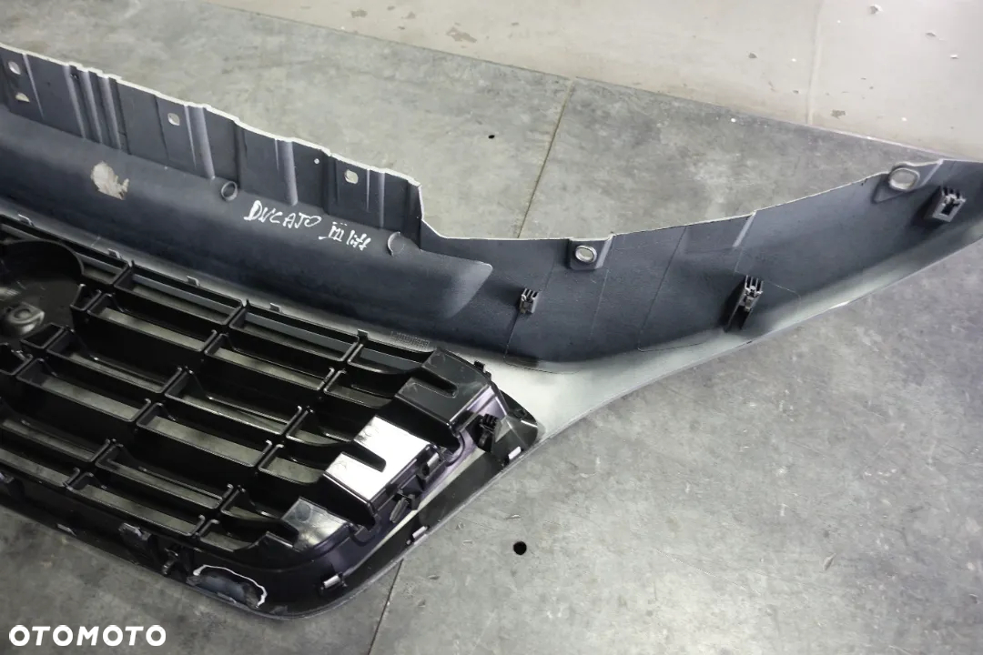ATRAPA GRILL DUCATO III LIFT - 13