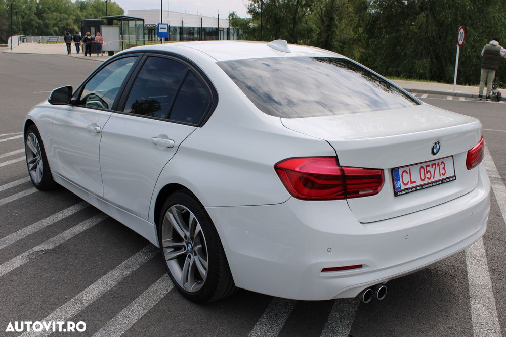 BMW Seria 3 320i Aut. Sport Line - 3