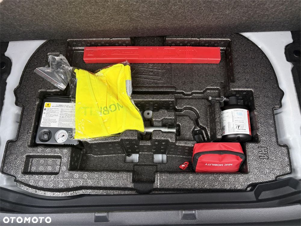 Toyota Corolla 1.8 Hybrid GPF Active - 18