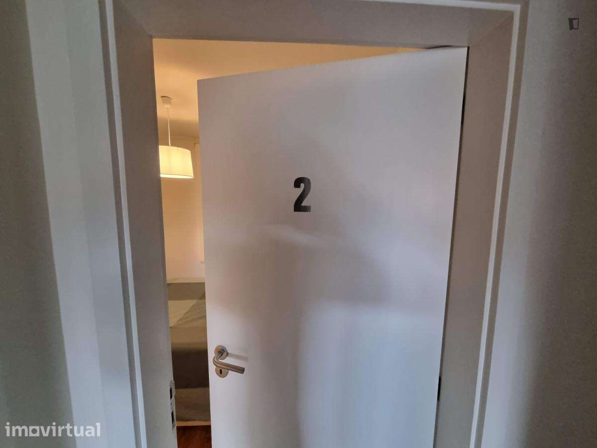 Quarto - localizado em Senhora da Hora Porto - Grande imagem: 5/20