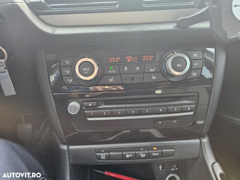 BMW X1 xDrive20d - 10