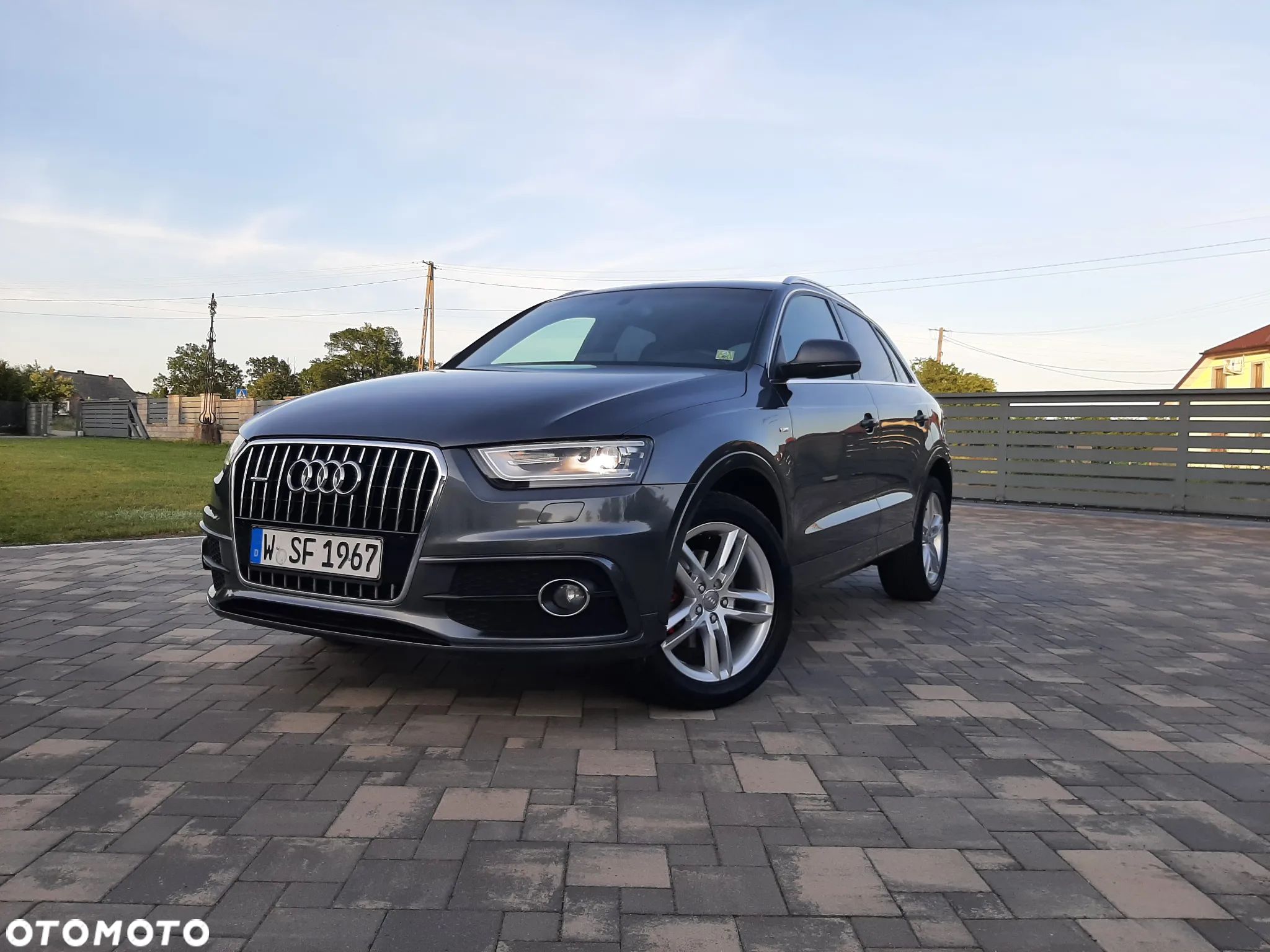 Audi Q3 2.0 TFSI Quattro S tronic - 1