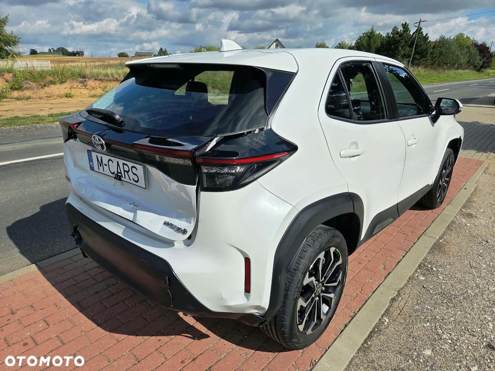 Toyota Yaris Cross Hybrid 1.5 Active - 4