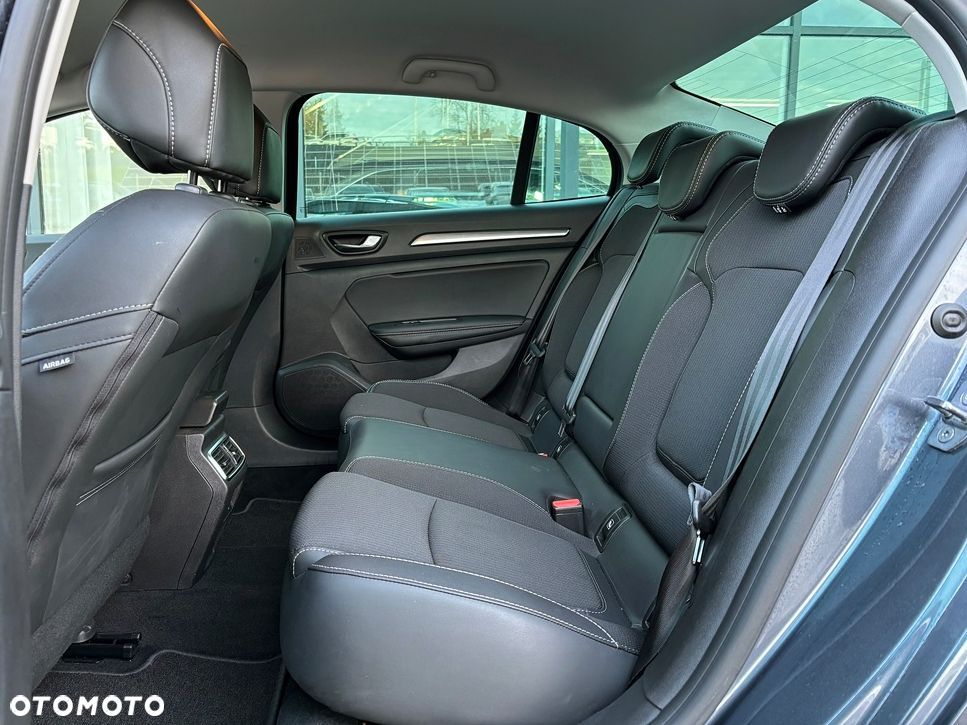 Renault Megane 1.3 TCe Techno - 8