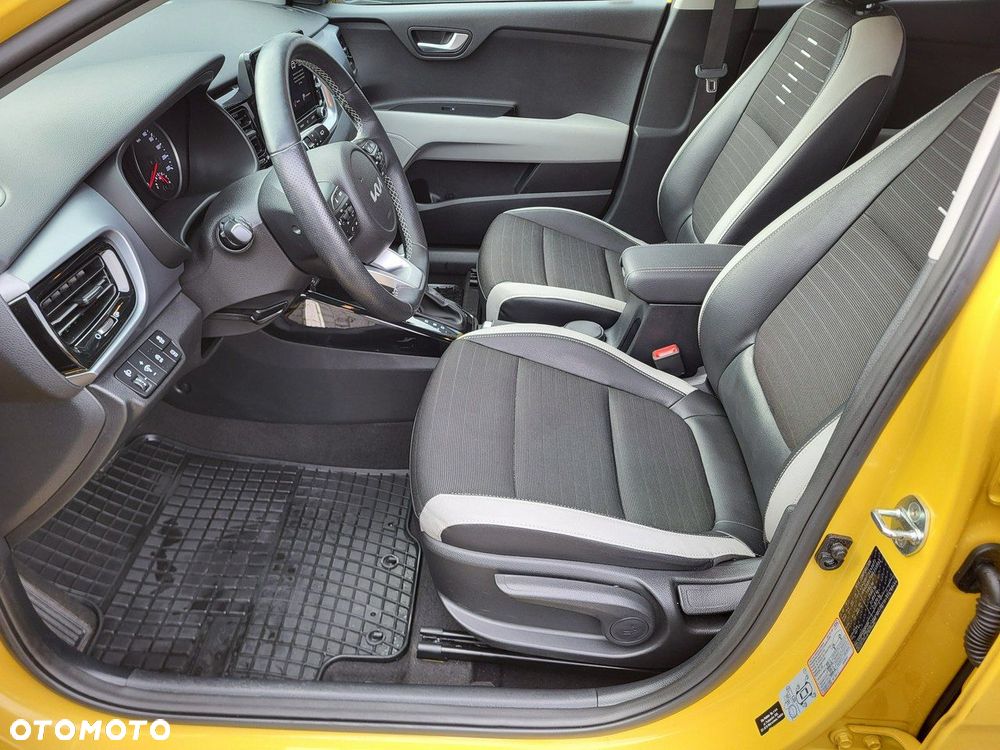 Kia Stonic 1.0 T-GDI L Business Line DCT - 11