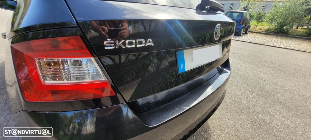Skoda Fabia 1.0 TSI Black Edition - 8
