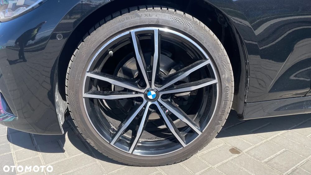 BMW Seria 3 320d Sport Line - 7