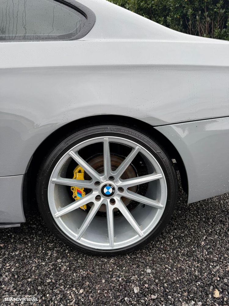 BMW 320 d Cabrio - 13