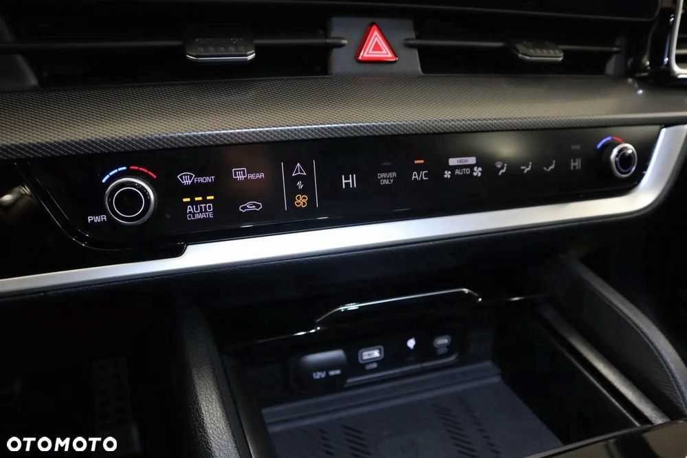 Kia Sportage 1.6 T-GDI AWD Paket GT-Line - 11