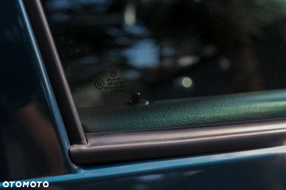 Volkswagen Bora 1.6 Basis - 23