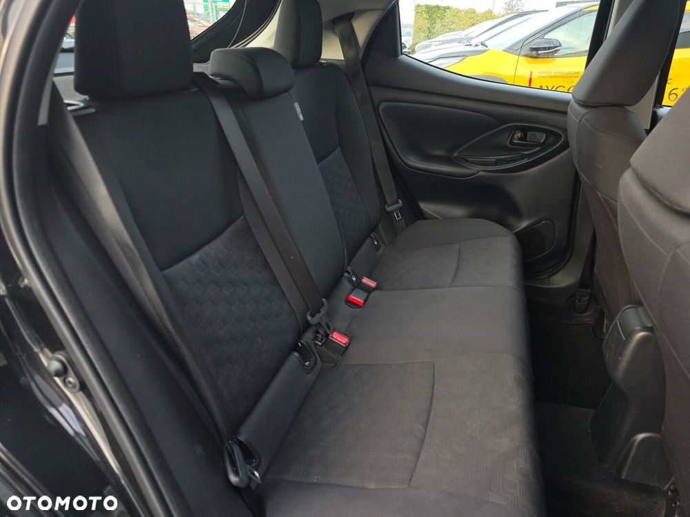 Toyota Yaris - 20