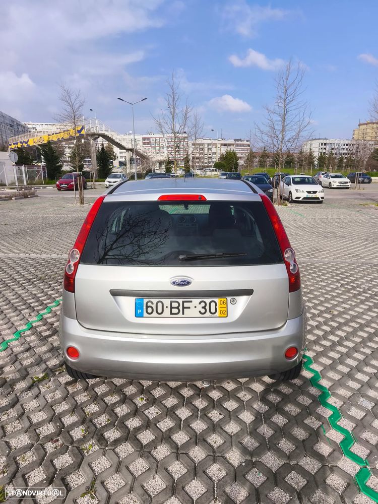 Ford Fiesta 1.25 Ghia - 5