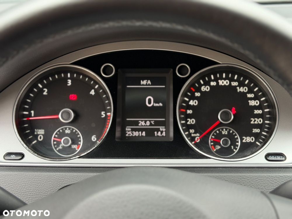 Volkswagen CC 2.0 Blue TDI SCR - 14
