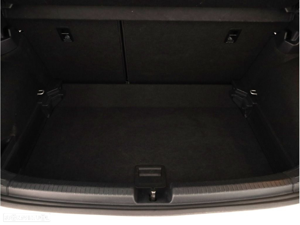 VW Polo 1.0 TSI Urban DSG - 16