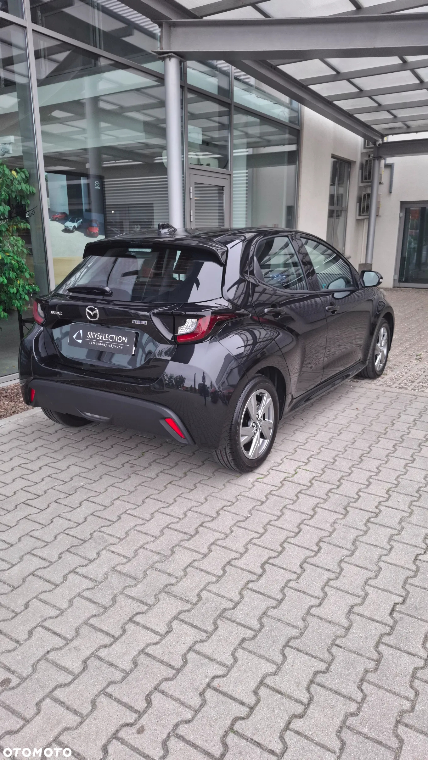 Mazda 2 Hybrid - 6