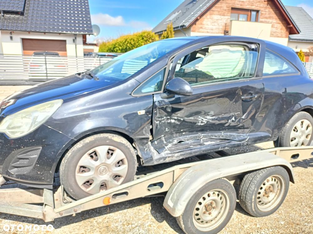 Opel Corsa 1.2 16V Color Edition - 1