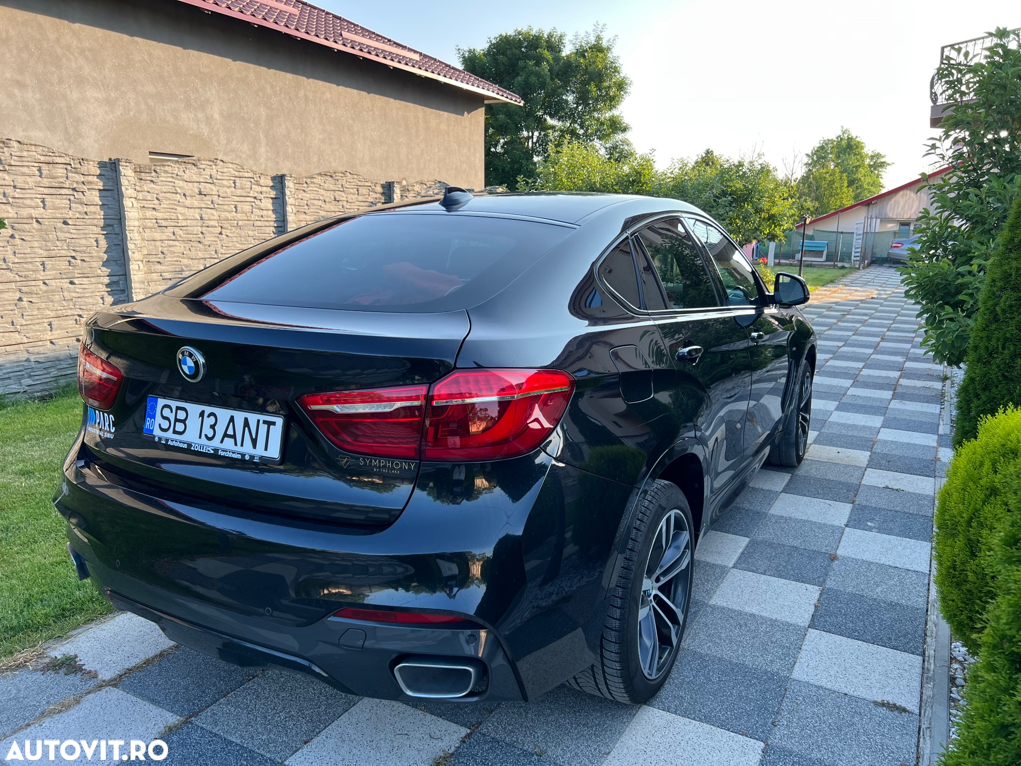 BMW X6 xDrive40d - 17