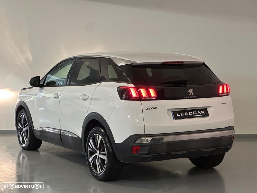 Peugeot 3008 1.2 PureTech Allure EAT6 - 6