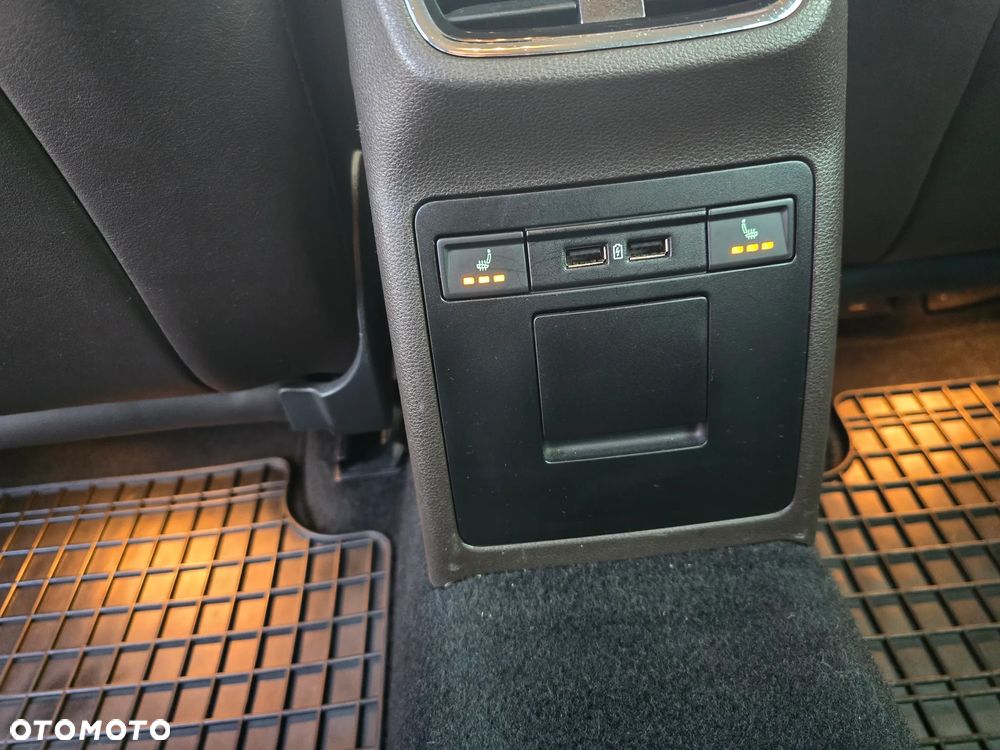 Skoda Octavia 2.0 TDI 4x4 DSG L&K - 13