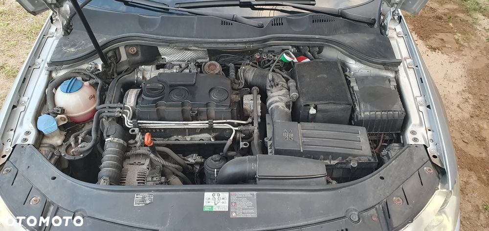 Volkswagen Passat 2.0 TDI DPF Comfortline - 3