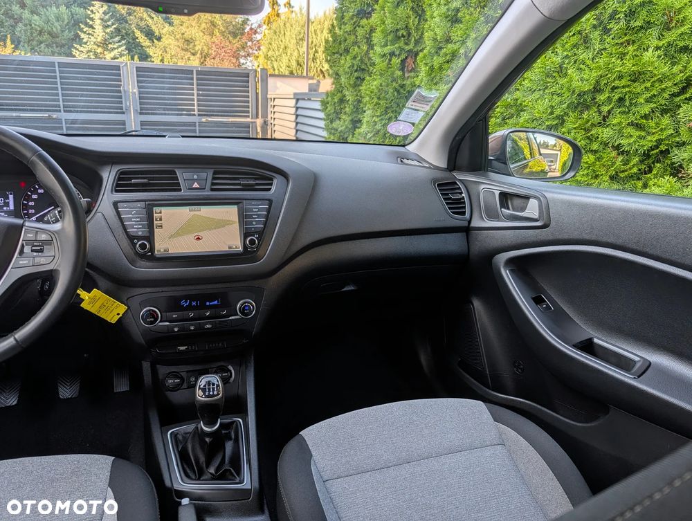Hyundai i20 - 27