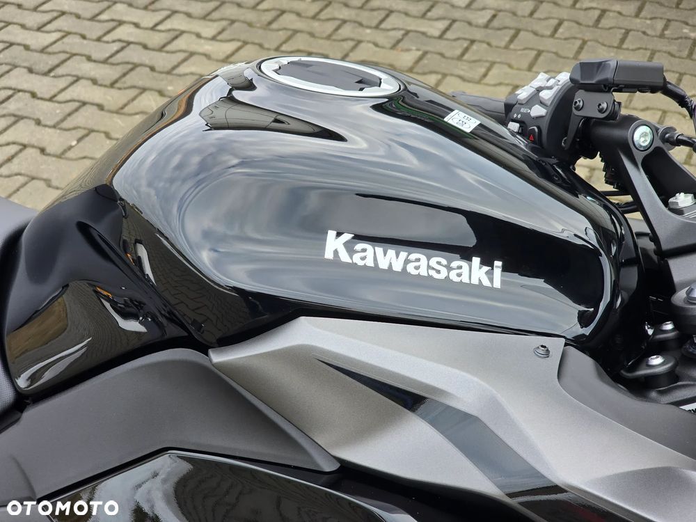 Kawasaki Ninja 1000 SX - 8