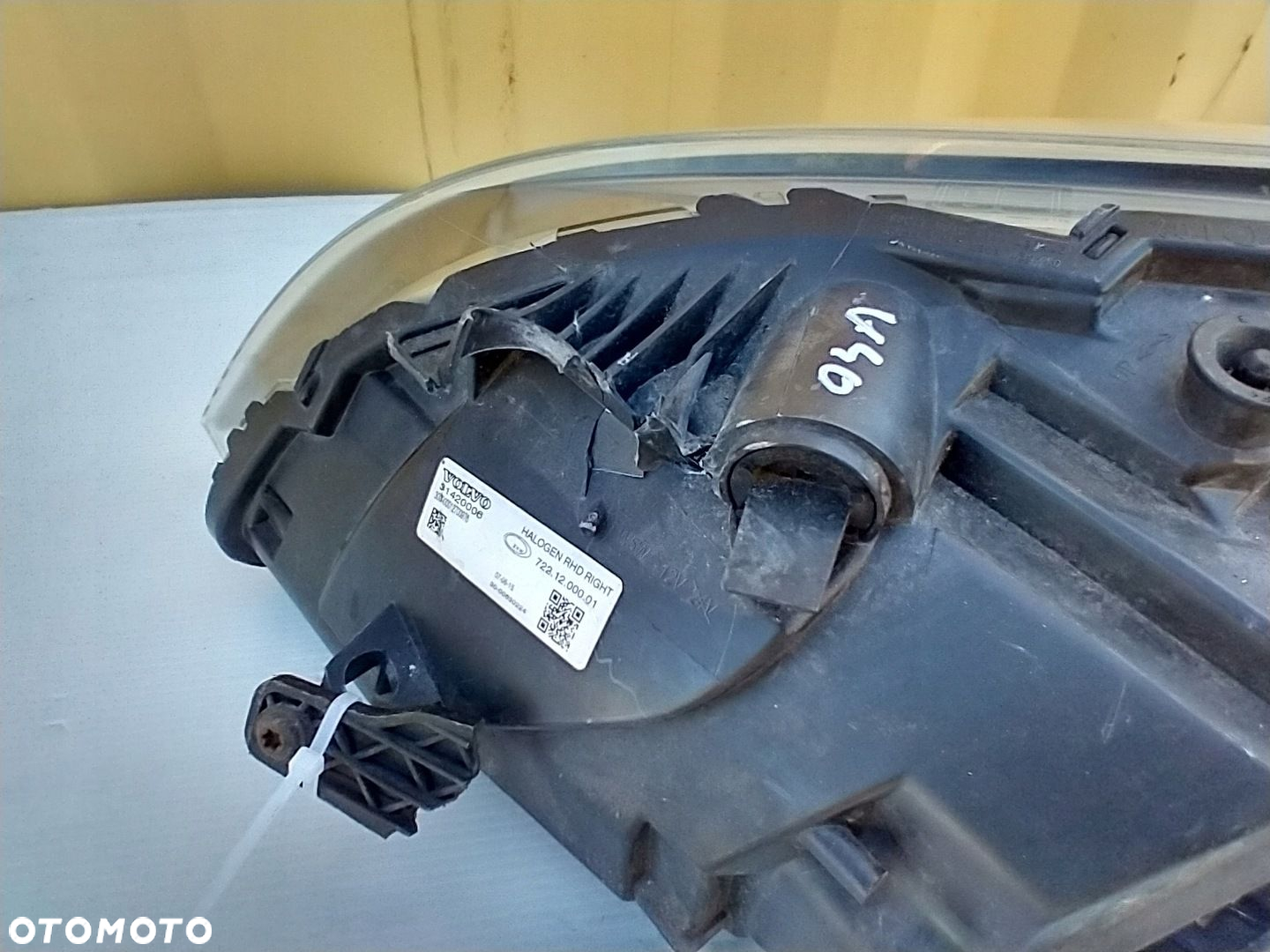 VOLVO V40 II 2 12-16r LAMPA LEWA PRZÓD PRZEDNIA 31420006 ANGLIK UK - 10