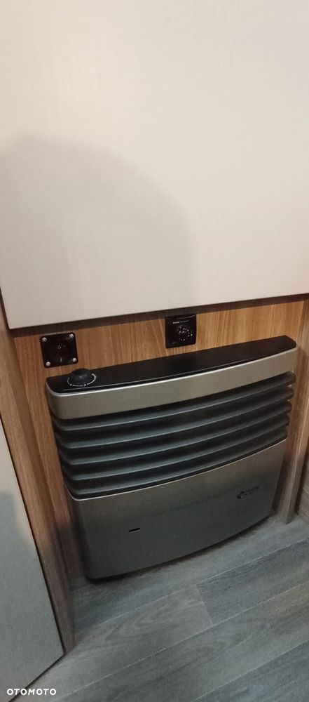 Hobby LA VITA 455 - 12