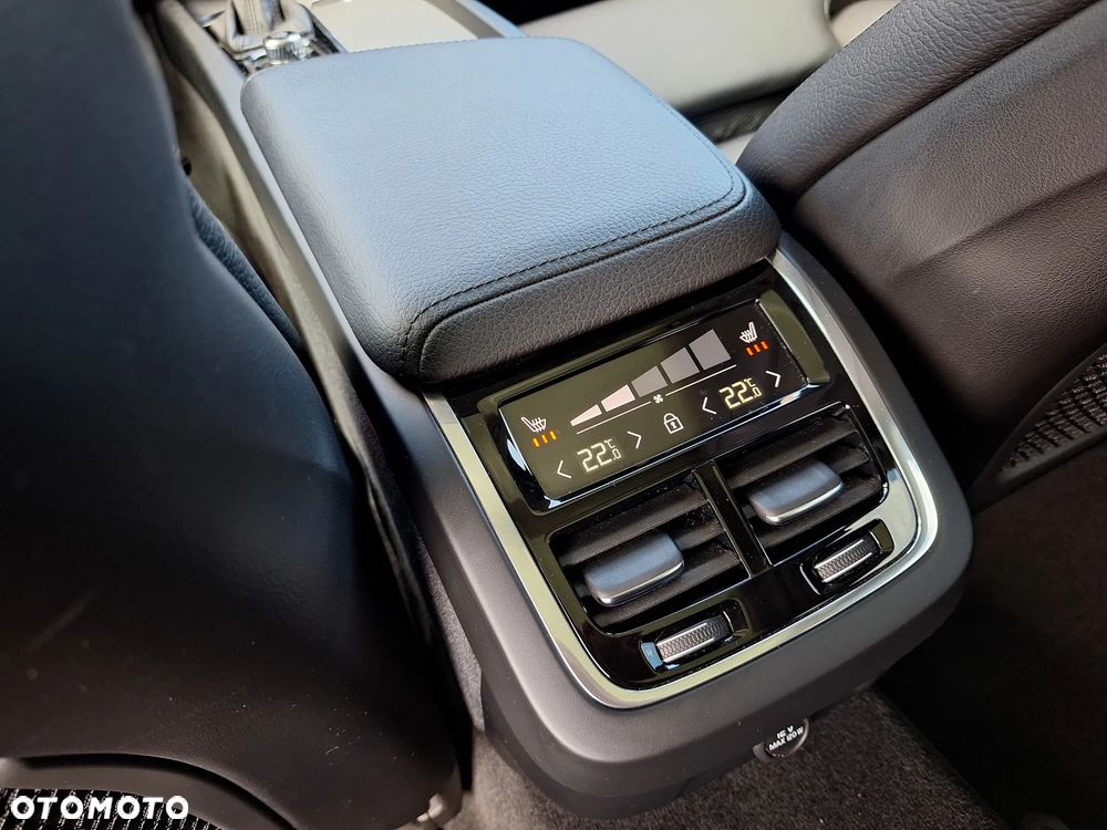 Volvo V60 D4 AWD Inscription - 34