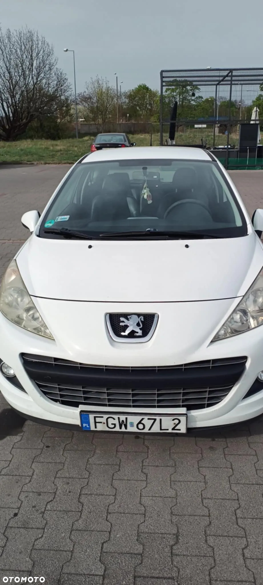 Peugeot 207 1.6 HDi Access 98g - 12