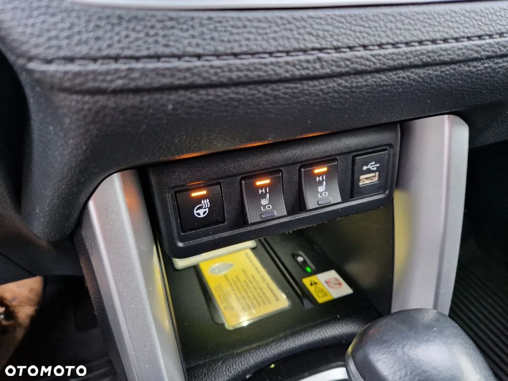 Toyota Corolla Cross 2.0 Hybrid Style - 25