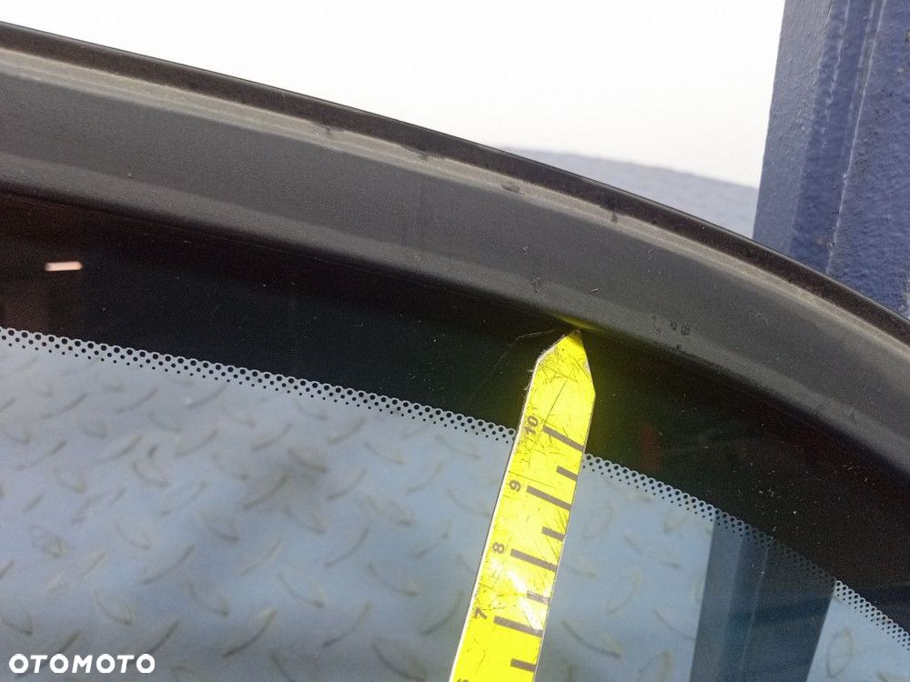 KIA CEED II KOMBI SZYBA KAROSERYJNA TYŁ LEWA TYLNA - 4