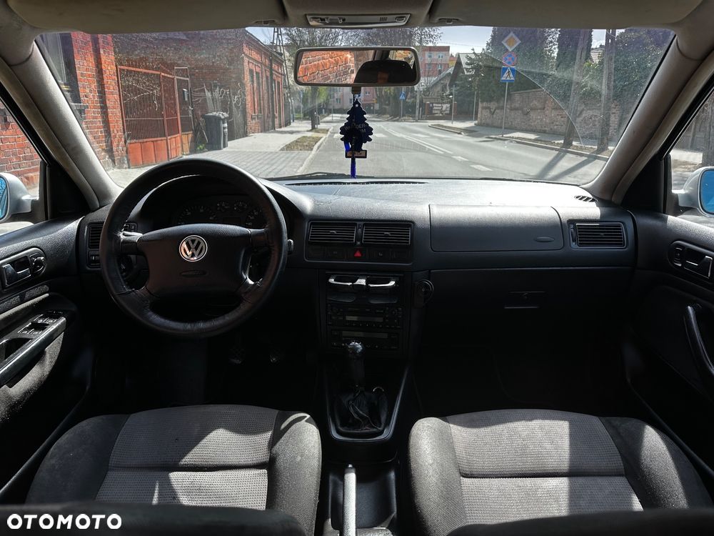 Volkswagen Golf 1.9 TDI Comfortline - 6