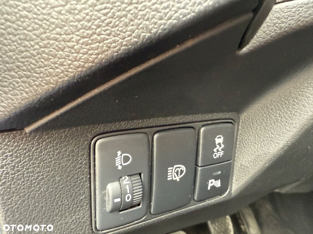 Honda Civic 1.8 i-VTEC Comfort - 12
