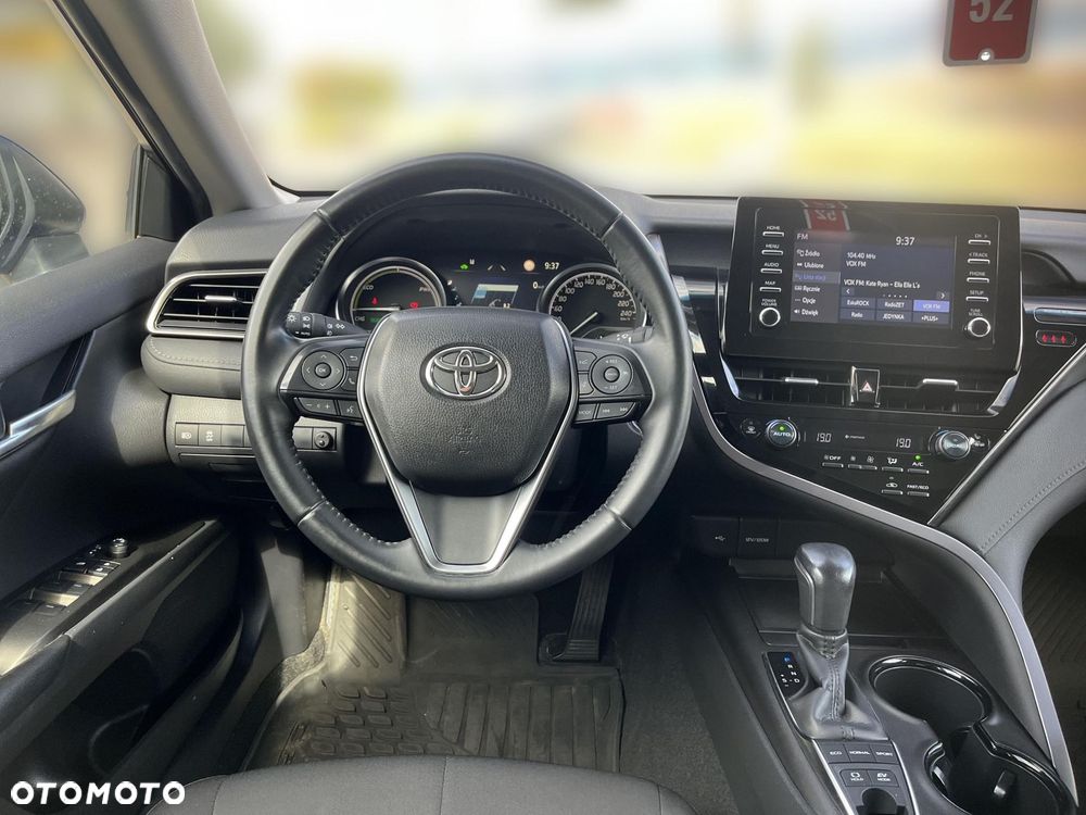 Toyota Camry 2.5 Hybrid Comfort CVT - 12