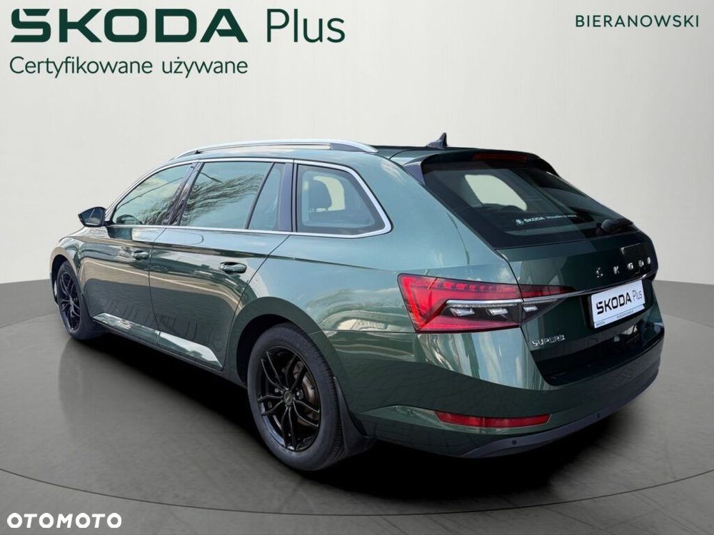 Skoda Superb 2.0 TDI SCR Ambition DSG - 32