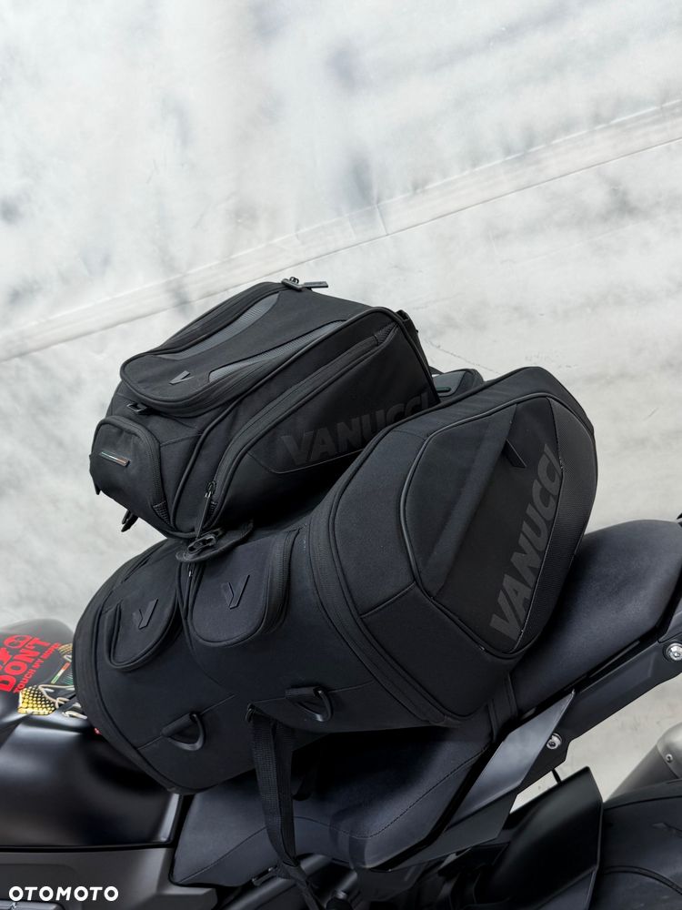 Yamaha MT - 6