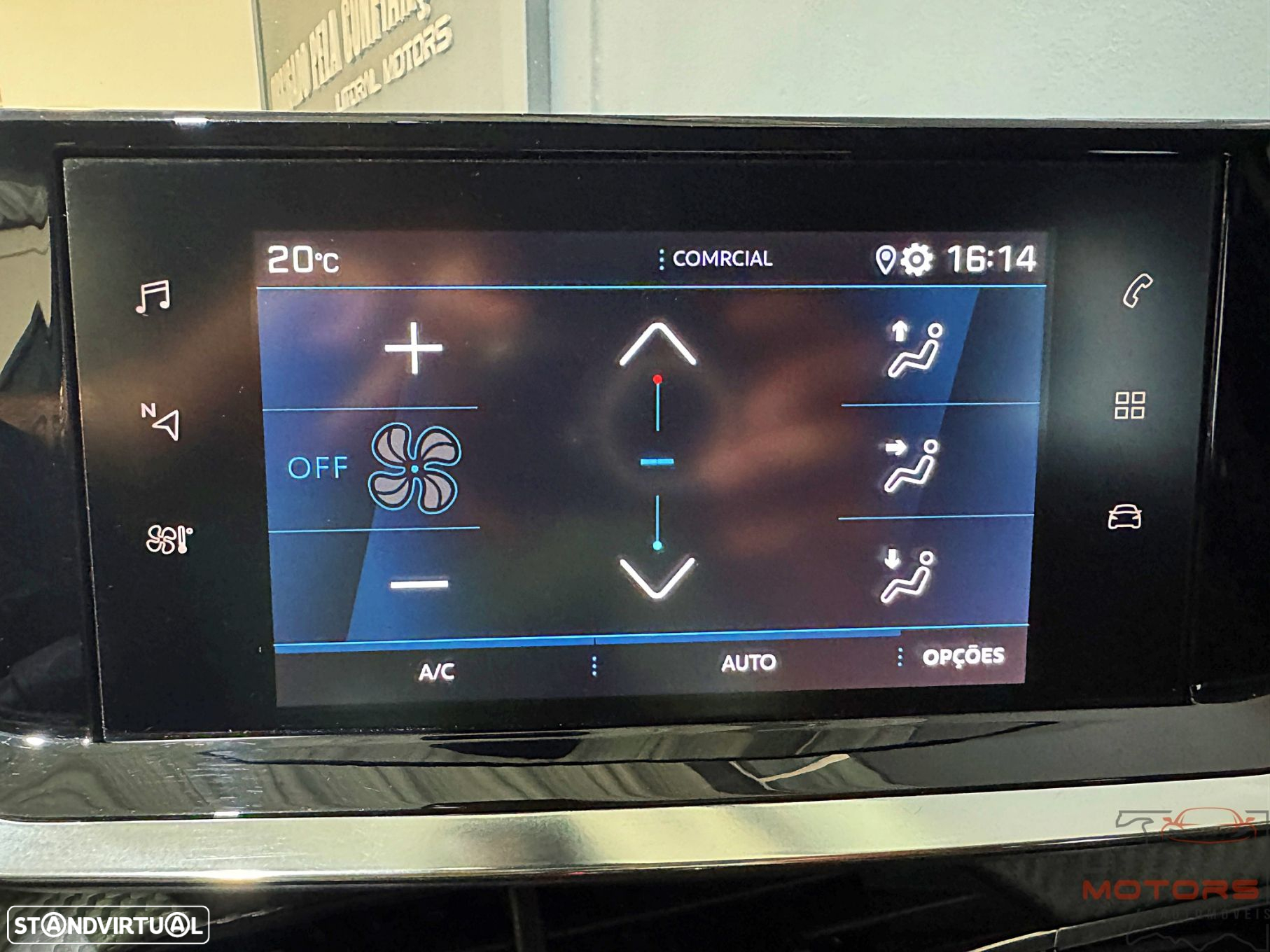 Peugeot 208 1.2 PureTech Allure - 28