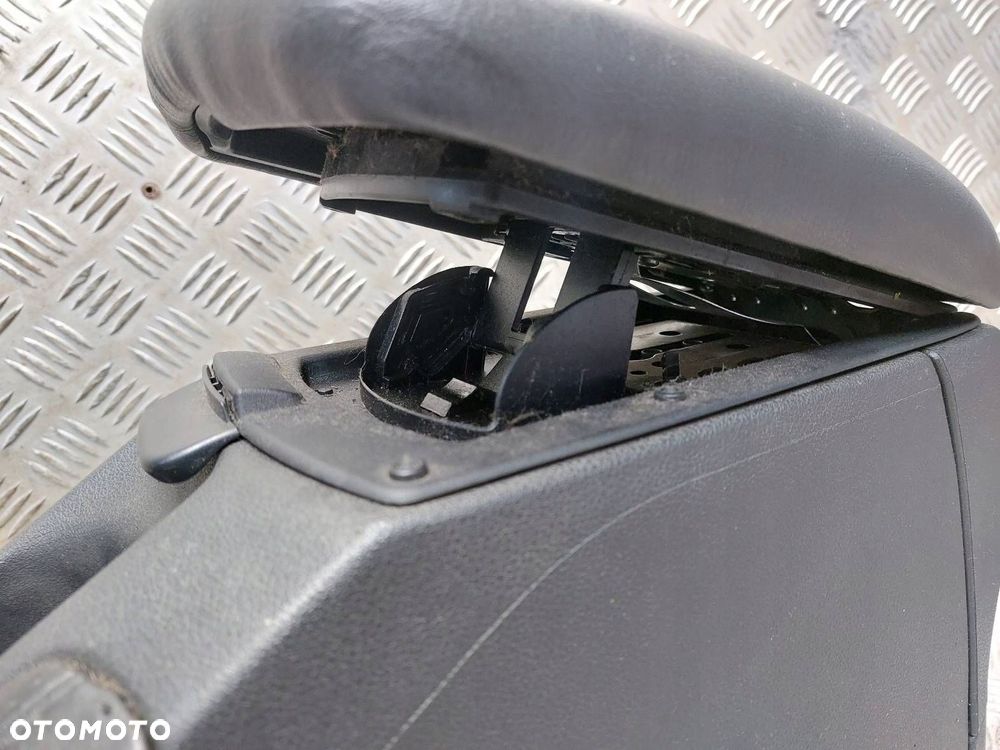 TUNEL ŚRODKOWY PODŁOKIETNIK PEUGEOT 308 I 9660529477 - 2