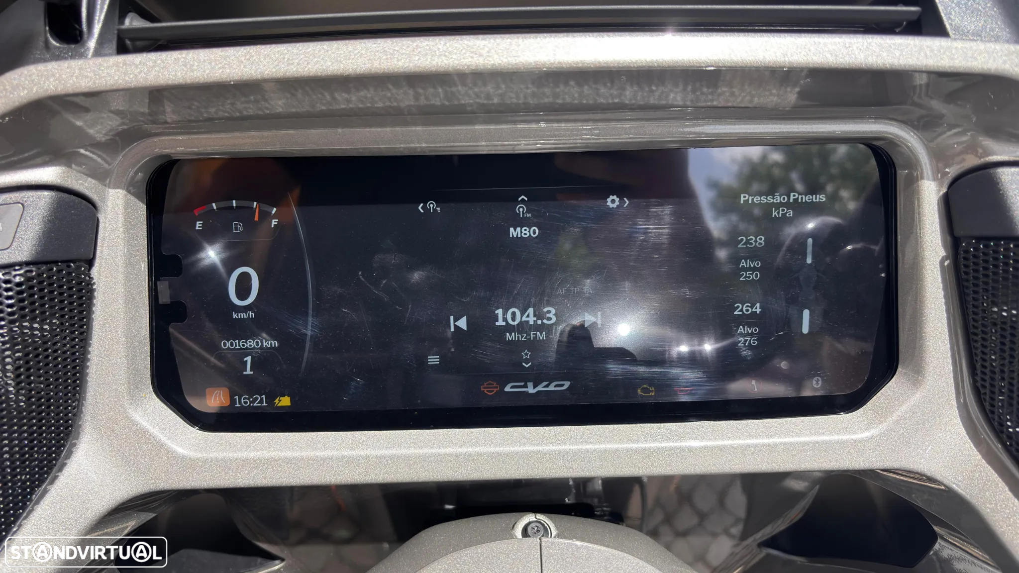 Harley-Davidson Road Road Glide CVO - 12