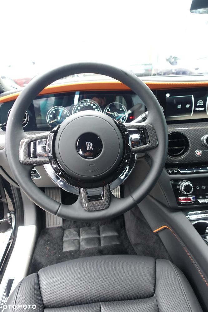 Rolls-Royce Ghost - 12