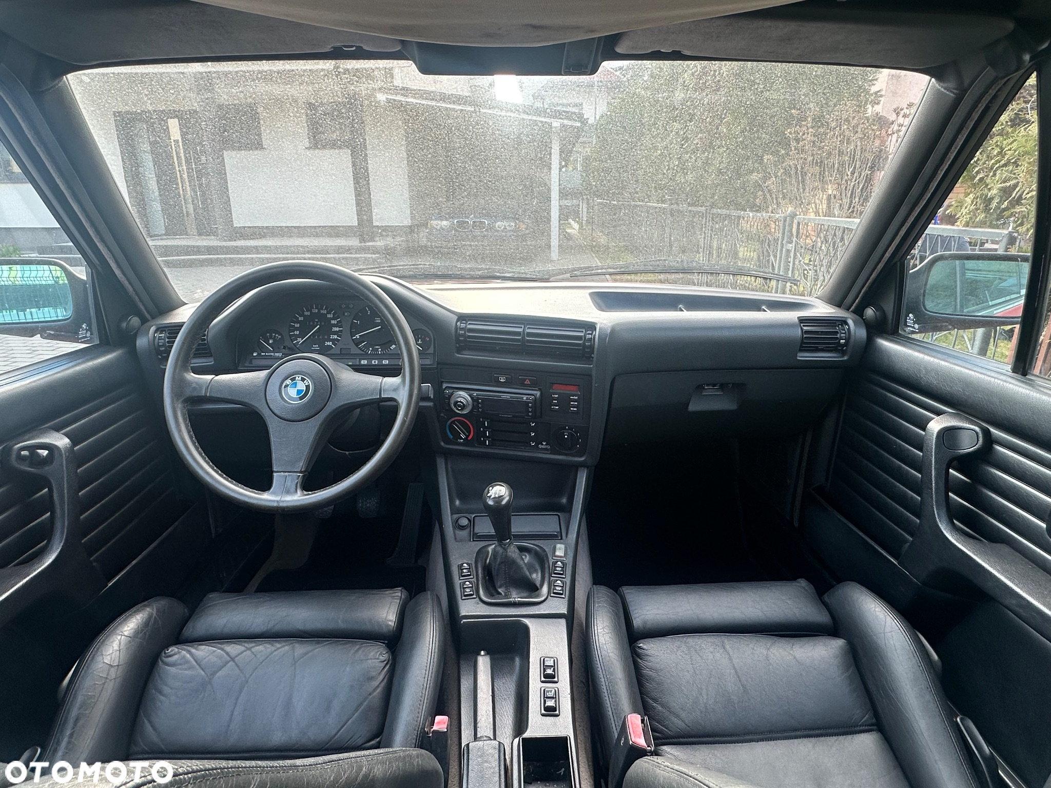 BMW Seria 3 318i - 11