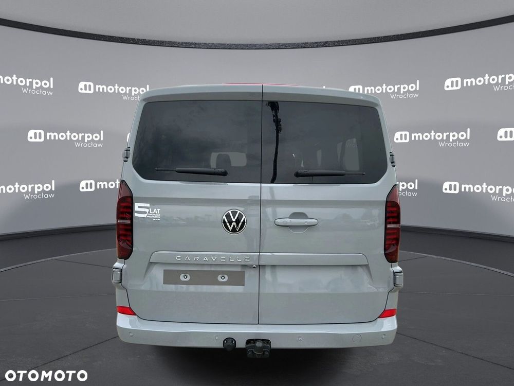 Volkswagen Caravelle - 5