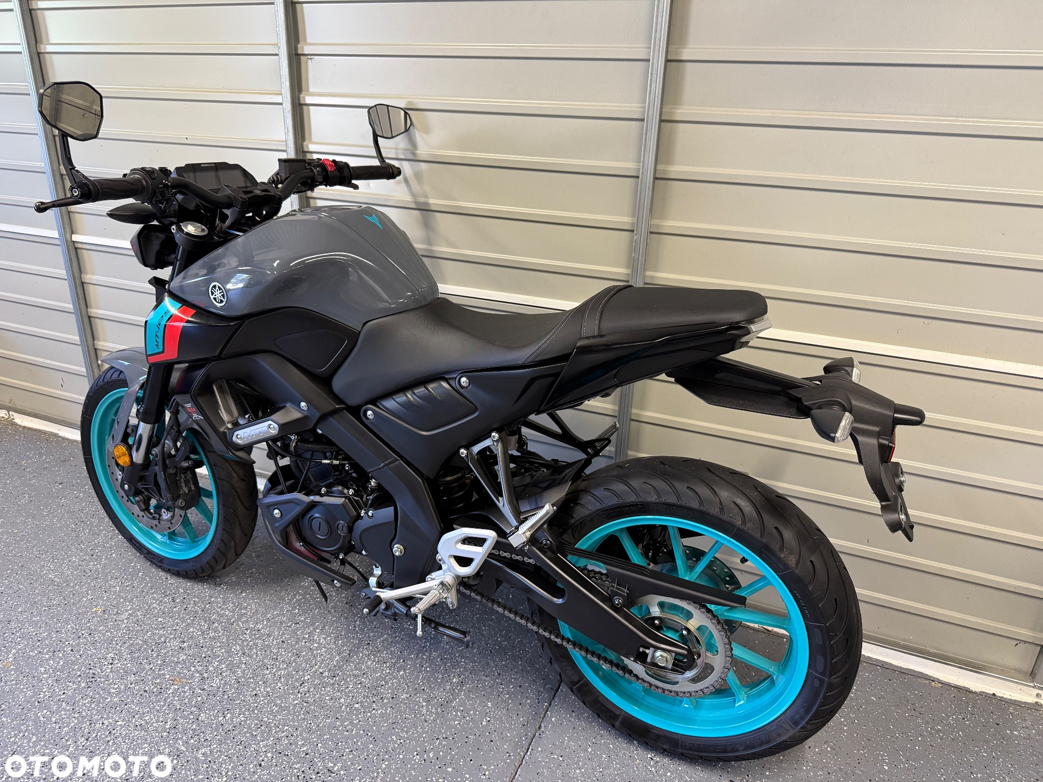 Yamaha MT - 9