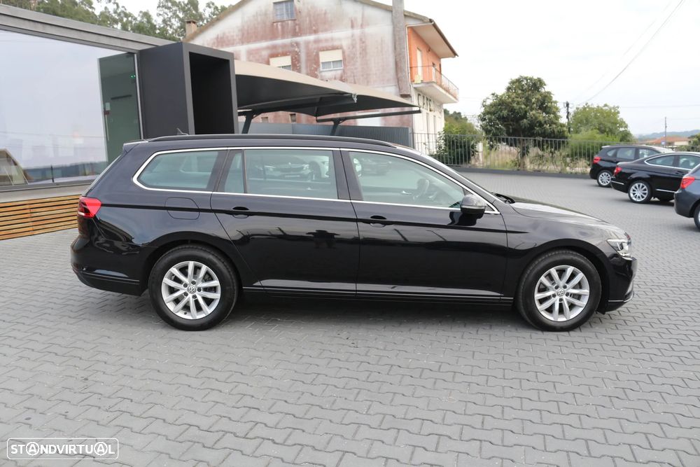 VW Passat Variant 2.0 TDi Business DSG - 7