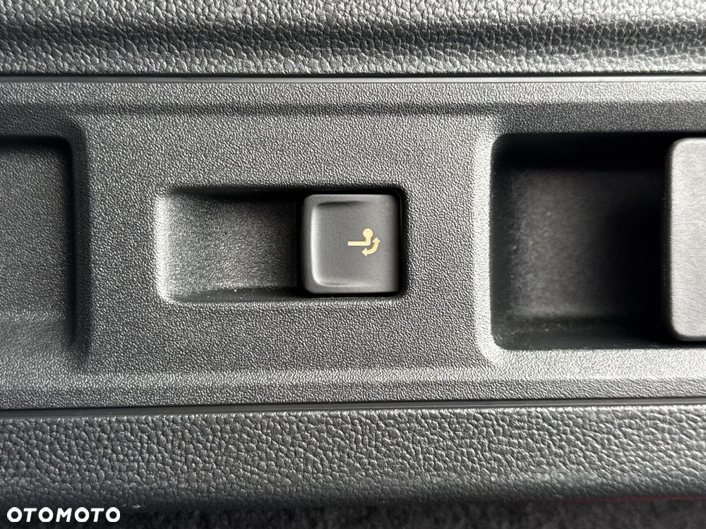 Volkswagen Passat - 36