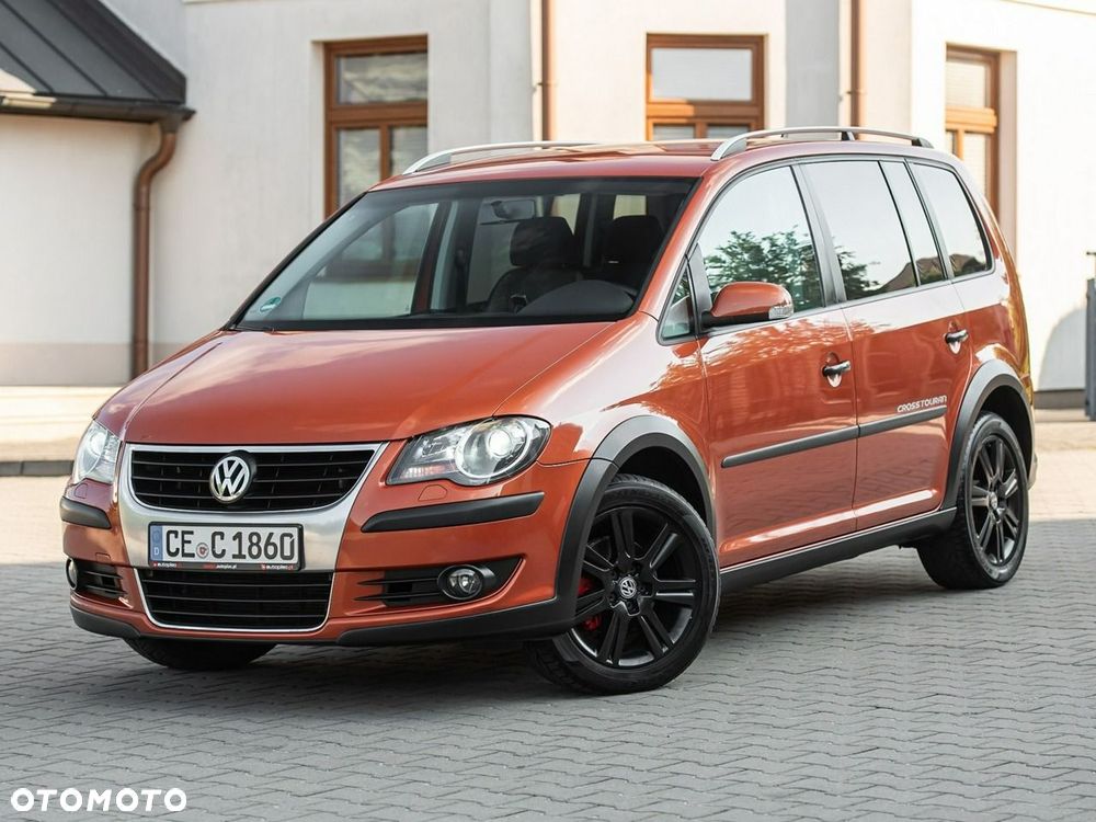 Volkswagen Touran 1.4 TSI Cross - 12