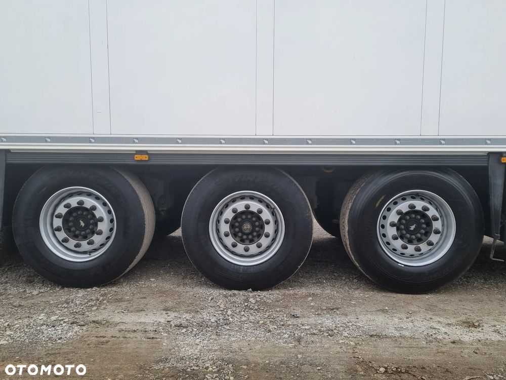 Schmitz Cargobull SCB*S3B - 3